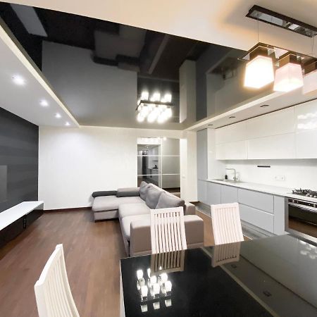 Luxury 2-Bedroom River View Dnipro Dış mekan fotoğraf