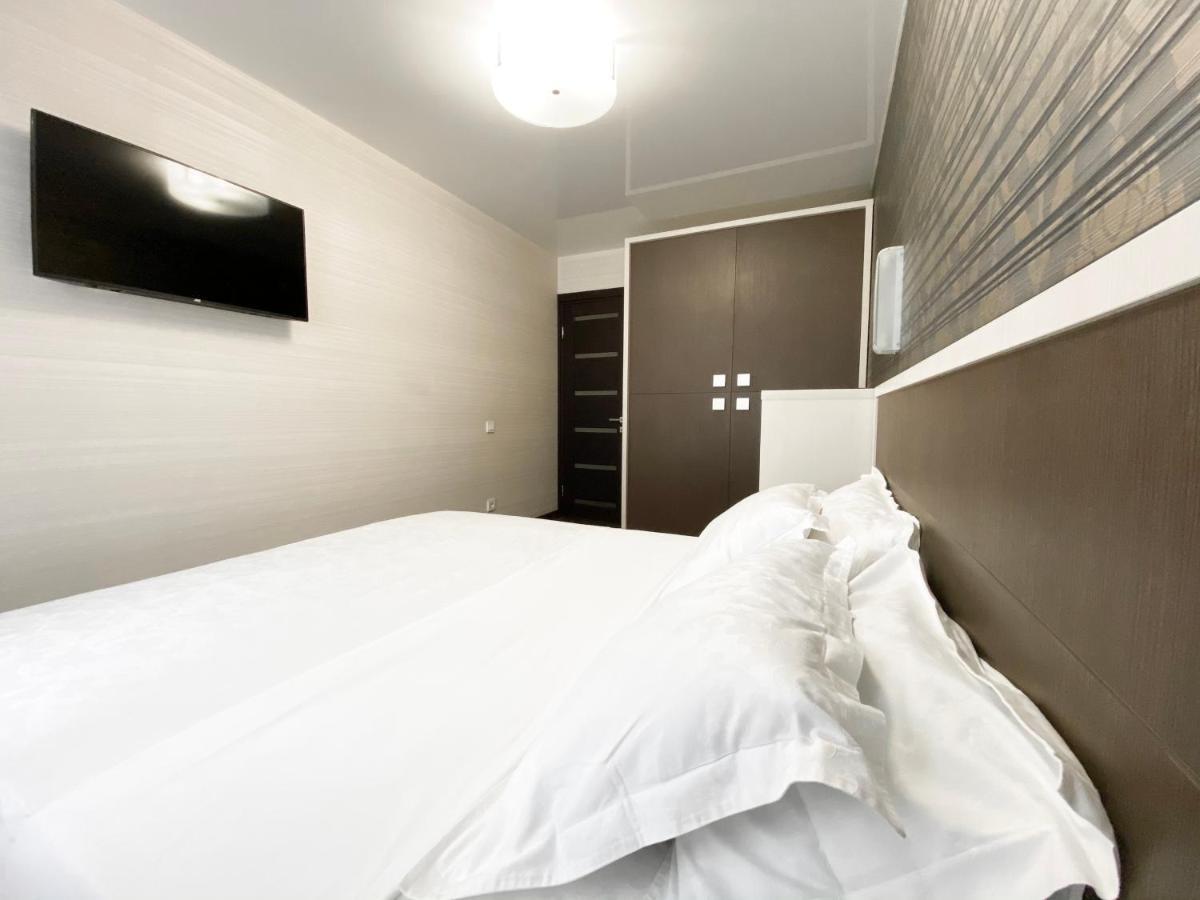 Luxury 2-Bedroom River View Dnipro Dış mekan fotoğraf