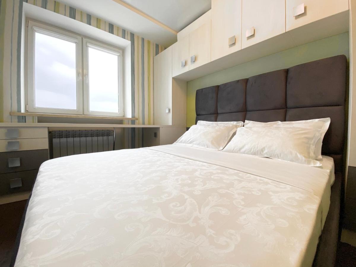 Luxury 2-Bedroom River View Dnipro Dış mekan fotoğraf