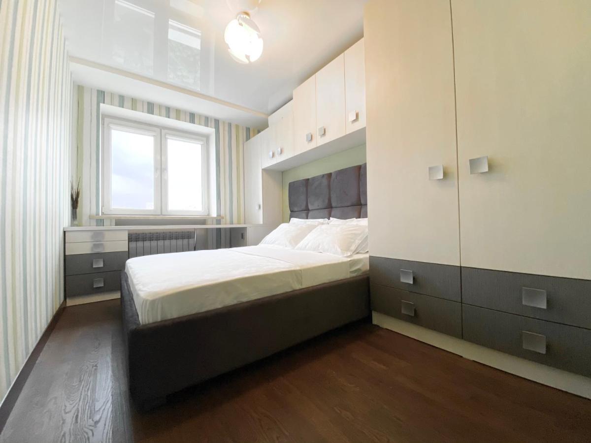 Luxury 2-Bedroom River View Dnipro Dış mekan fotoğraf